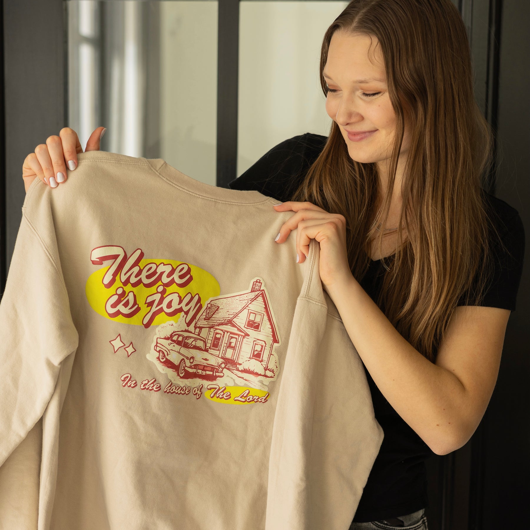 Vintage faith crewneck for women