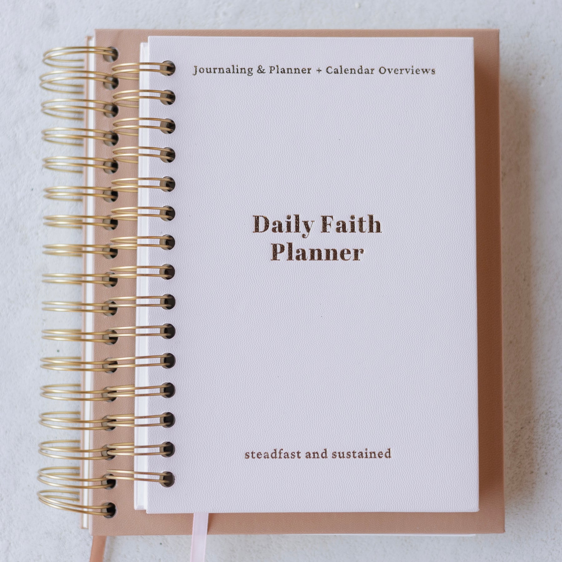 Christian daily planner with gratitude and reflection space