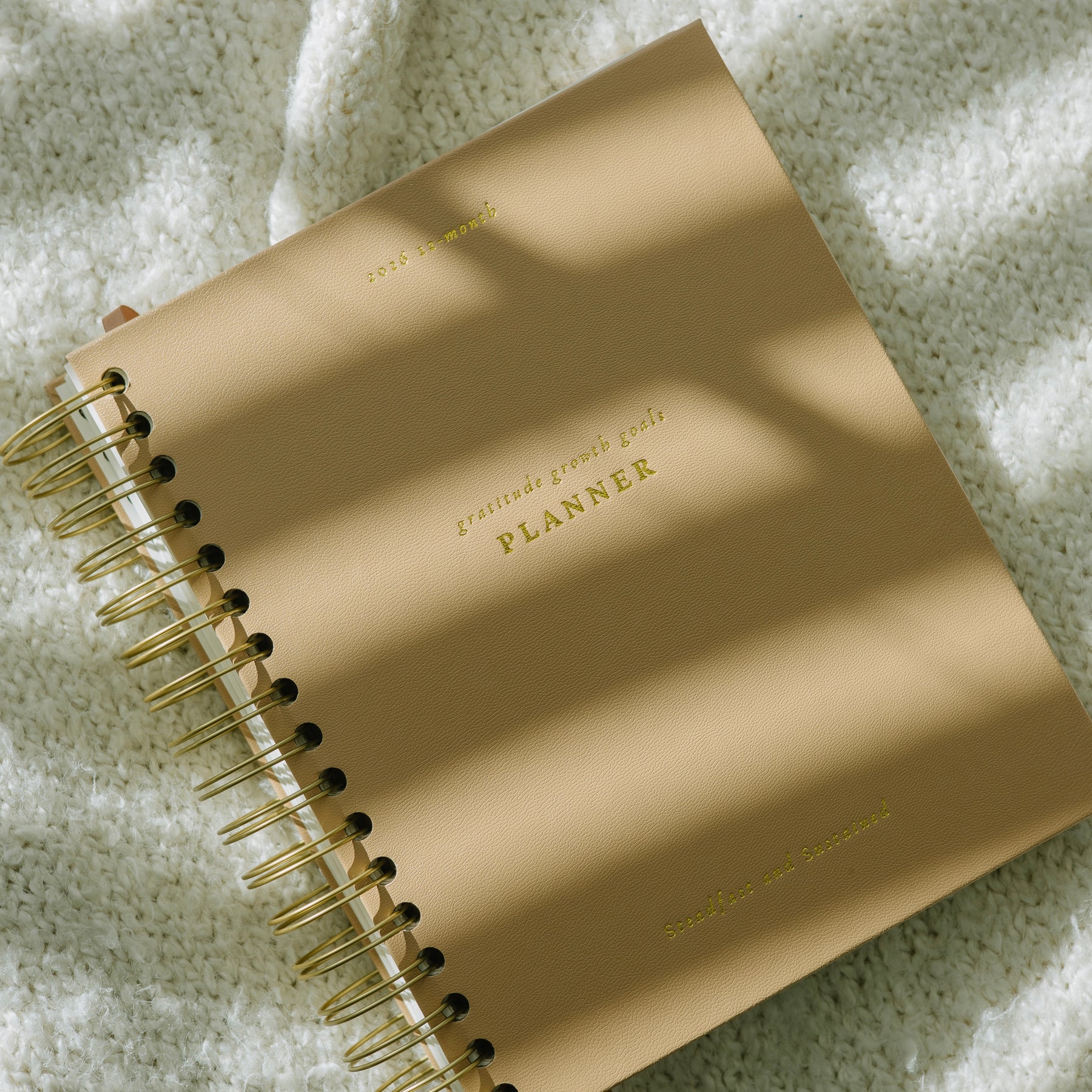 Christian 2026 planner to grow in your walk with God all year